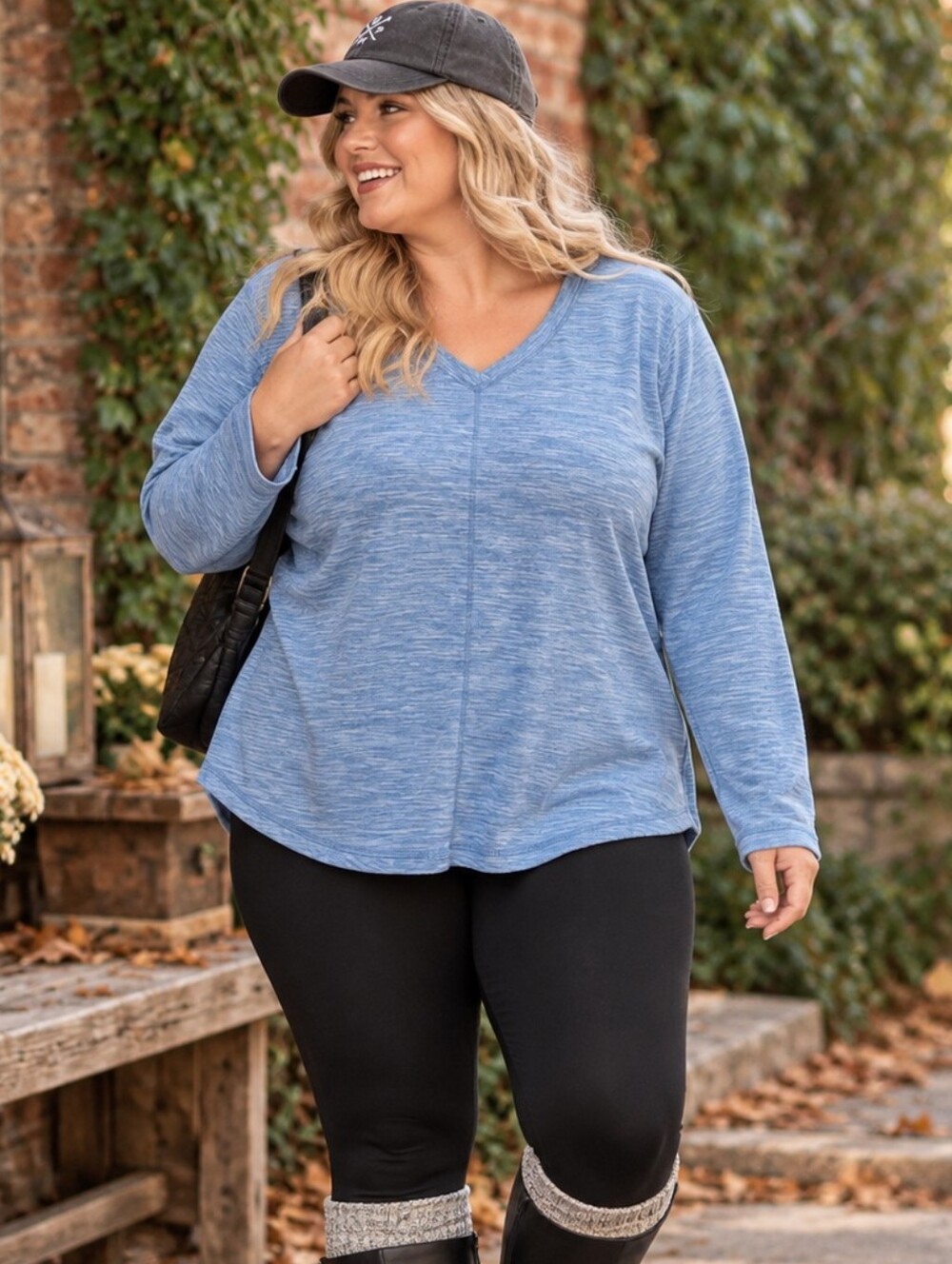 St Johns Bay Women's Size XXL NEW Comfort V-Neck Fleece Long Sleeve Top — Blue